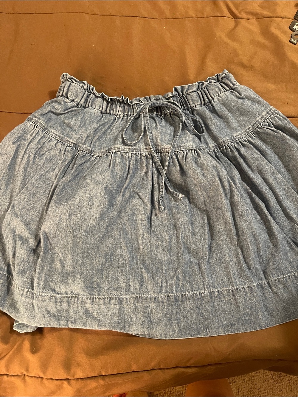 Free Assembly Light Blue Chambray Drawstring Waist Skirt with pockets